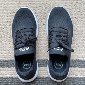 Athletic Propulsion Labs Techloom Breeze Sneaker